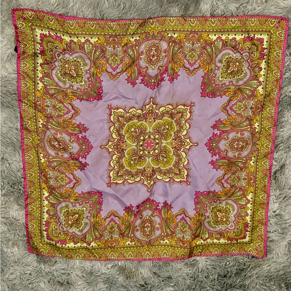 Vtg Serica 100% silk paisley scarf